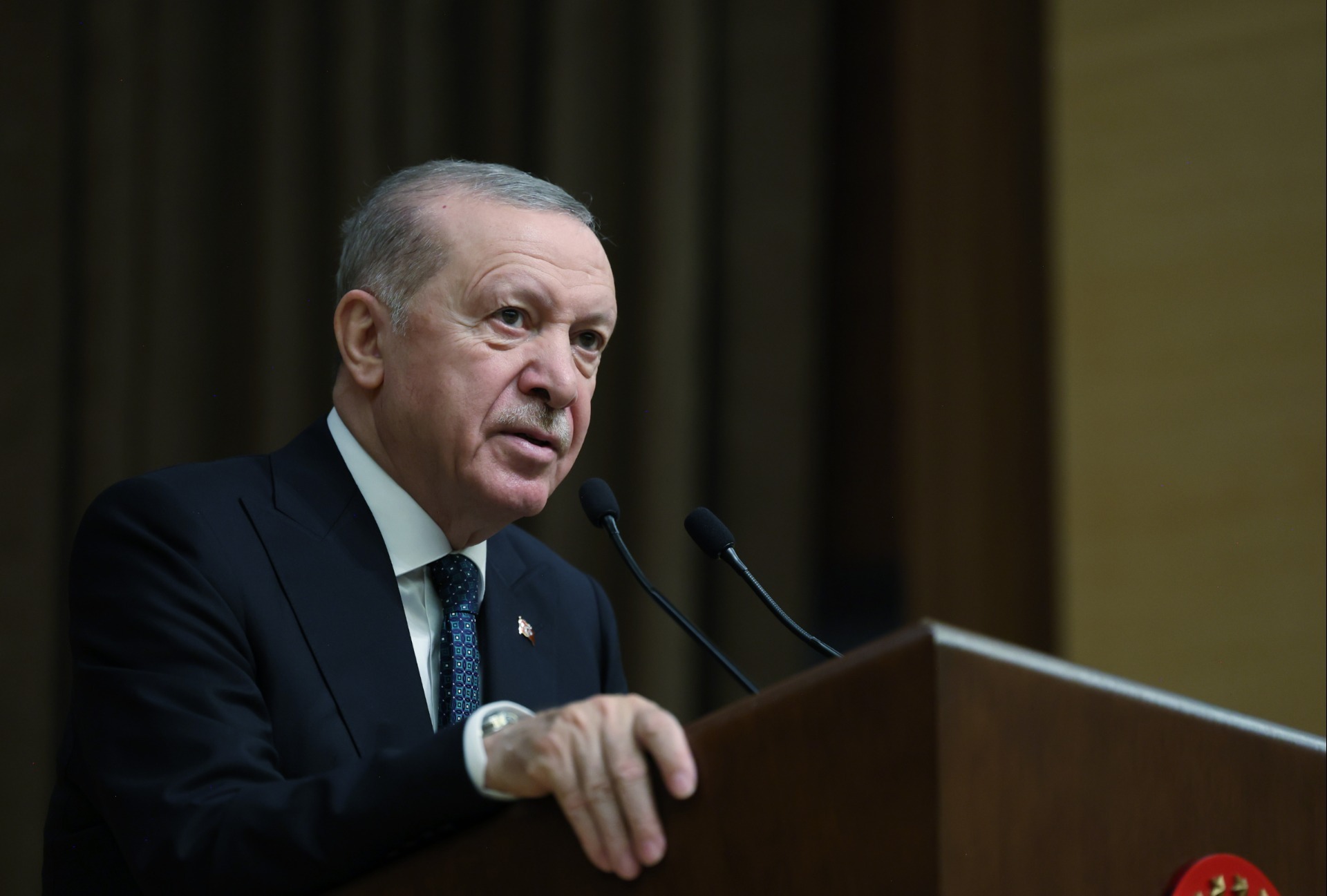 “Türkiye'nin kılına zarar gelmemesi için gecemizi gündüzümüze katıyoruz”